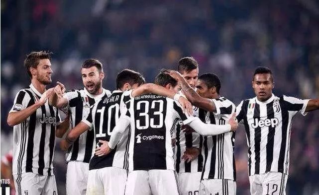 皇家马德里在圣马梅斯的闪耀之夜：逐一点评球员表现（圣马梅斯见证皇马高光时刻：逐个盘点球员发挥）