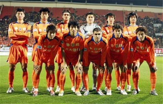 全市场：拉齐奥接近免签因西涅，年薪130万欧签约至明年6月（全市场：拉齐奥或将以自由身引进因西涅，年薪130万欧，合同至明年6月）