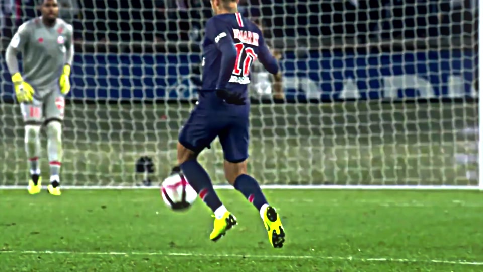 欧冠：利物浦3-2击败国际米兰（欧冠战报：利物浦3比2力克国际米兰）