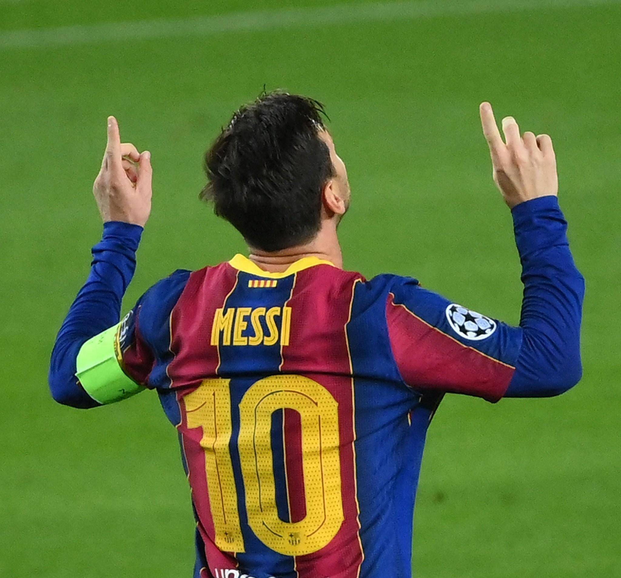 迪洛伦佐：德布劳内是笔重要的引援，他刚来时我们都很好奇他（迪洛伦佐：德布劳内是关键引援，初来时我们对他充满好奇）