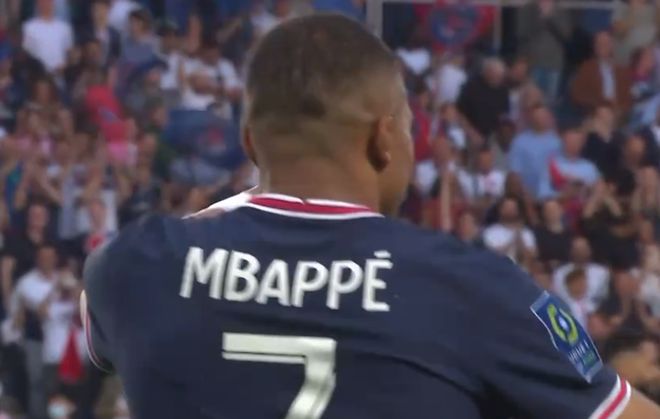 记者：富安健洋已与阿贾克斯就一份短期合同达成一致（消息称，富安健洋已与阿贾克斯谈妥短期合约）