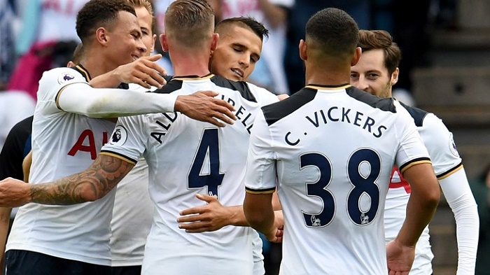 简直令人叹为观止，11年前的今天，拉姆塞打进了欧冠历史上最伟大的进球之一（11年前的今天，拉姆塞奉上欧冠史诗级神作，震撼至今）